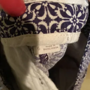 Ann Taylor Loft Women's Blue White Geometric Shorts Size 6 Linen‎ Blend 6 Inch thumbnail 5