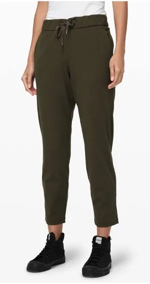 Lululemon On the Fly 7/8 Pant Dark Olive Green Luxtreme Drawstring Trousers Sz 4 thumbnail 1