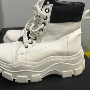 Mannarino White and Black Lace Up High-Top Boots thumbnail 6