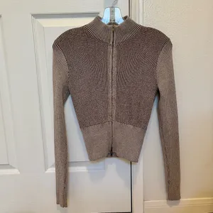 Tiger Mist Dina Cardi Neutral Latte Set thumbnail 3
