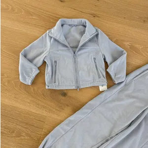 Alo Yoga Polar Fleece Retreat Cropped jacket & Joggers Size XS Winter Frost Blue thumbnail 2
