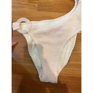 Strawberry Milk Mob Honeymoon One Piece Size Small‎ thumbnail 3