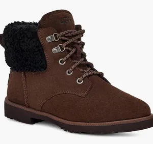 UGG Romely Heirtage Boot size US 7 thumbnail 1