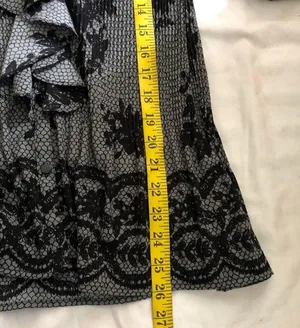 Como Black Whimsygoth Grey black floral ruffle button up down shirt blouse top floral long flare sleeve office siren core, dark academia scoop neck Size S-measurement in pics-stretchy Excellent condition thumbnail 5