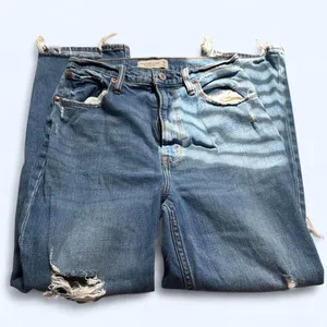 Abercrombie & Fitch thumbnail 3