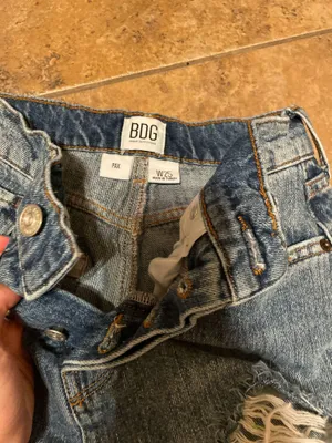 Jean Shorts thumbnail 3