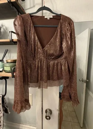 Francesca's Collections BronzeLightweight Knit Top thumbnail 1