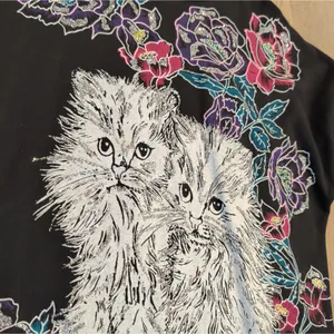 VTG 80s Persian Cat Kitten Floral Glitter Graphic Sweatshirt Crewneck Pullover thumbnail 2