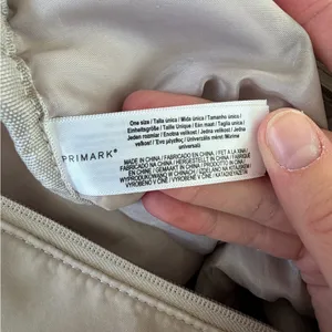 Primark Beige Nylon Duffel Bag with Dual Zipper Pockets thumbnail 7