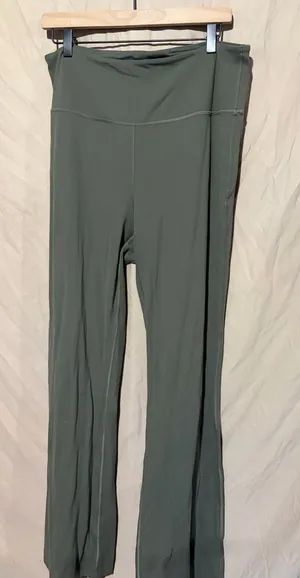 Lululemon Groove Super-High-Rise Flared Pant Nulu thumbnail 1