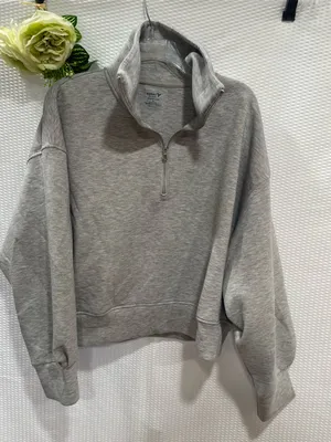 Old Navy Active Women’s XL Gray Bounce Fleece Cropped Quarter Zip Pullover thumbnail 1