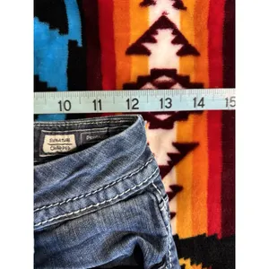 Miss Me Straight Cropped Denim Jeans Embroidered/Gems Logo Size‎ 25 Low Rise thumbnail 6