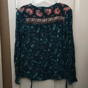 FINAL MARKDOWN Ladies billabong top Small thumbnail 7