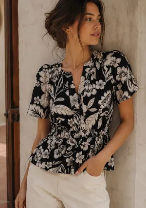 Anthropologie NWOT Somerset Blouse tropical black white floral top - XS thumbnail 1