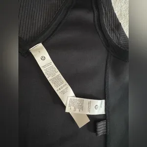 $58 Lululemon Softstreme Ribbed Cropped Tank Top Black Grey 6 S XS thumbnail 5