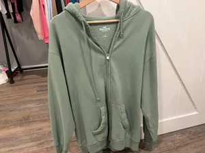 Hollister zip up thumbnail 6