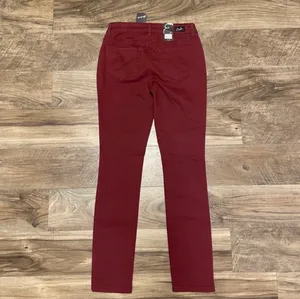 Earl Jean NWT! Women’s Zinfandel Burgundy Red Skinny Jeans Size 2 thumbnail 4