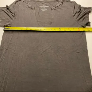 American Eagle Outfitter Gray V Neck Top Soft Women Sz S thumbnail 4
