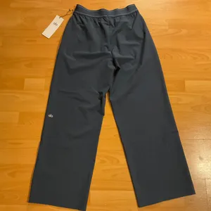 Alo Yoga Suit Up Trouser (Regular) Navy M thumbnail 4
