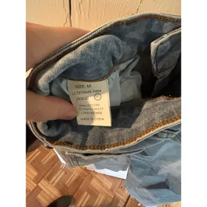 Straight Leg Denim Jeans light wash size medium thumbnail 3