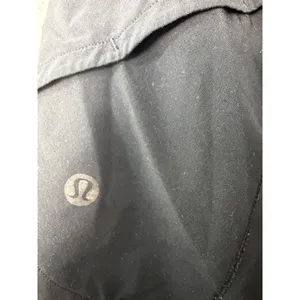 Lululemon Hotty Hot Lined Shorts Black 3.5 inseam Size 4 thumbnail 4
