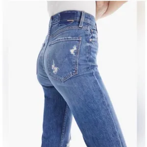 Women MOTHER Superior High Waisted Rider Skimp Jeans Wash Playing With Scissors thumbnail 4