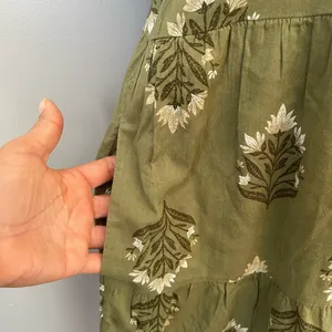 Old Navy Green and white midi dress #tiered #cottagecore size M thumbnail 3