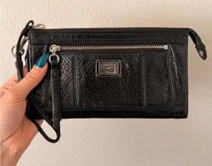 Vintage Black Coach Poppy Wristlet Wallet with Silver Hardware and Pink Interior thumbnail 1