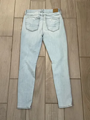 American Eagle Outfitters Light Blue High-Rise Distressed Ankle Jeans size 4S thumbnail 7