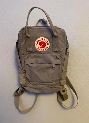Fjällräven Kanken Mini Backpack thumbnail 1