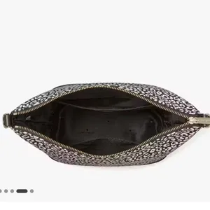 Kate Spade NWT‎ Animal Print Leopard Duffel Large Crossbody Black White thumbnail 8