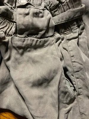 Sneak Peek Women's Cropped Pants - Olive thumbnail 6