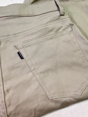 Oakley NWT Men’s Khaki Pocket Shorts  thumbnail 12