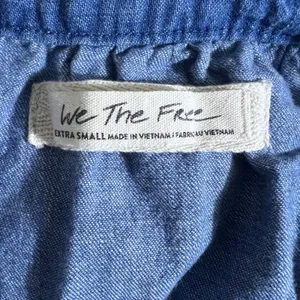 We The Free Denim Solid Camisole Blue Boho Snap Front Crop Top Size XS thumbnail 5