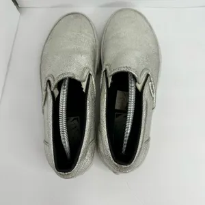 Vans Unisex size 7.5 Womens 6 Mens Metallic Silver Slip On Skate Sneaker Shoe thumbnail 8