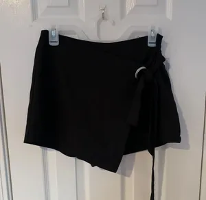 Skort thumbnail 1