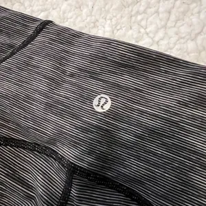Lululemon Leggings thumbnail 3