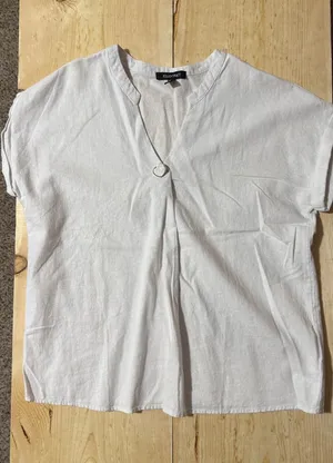 Ellen Tracy White Linen Blend V-Neck Blouse Short Sleeve‎ Top Women's M thumbnail 1