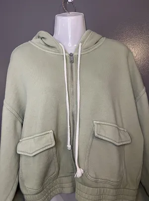 Aerie Hoodie Womens Large Green Full Zip Cropped Terry Cargo Pockets Sweatshirt thumbnail 1