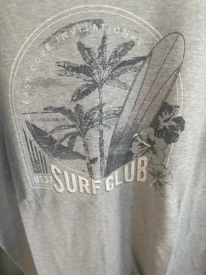 Izod size XL, gray graphic T-shirt thumbnail 3