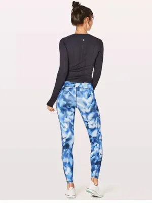 ✨💙 Lululemon Speed Up Tight 28” Size 6 Blue Multi Print‎ Luxtreme Leggings 💙✨ thumbnail 2