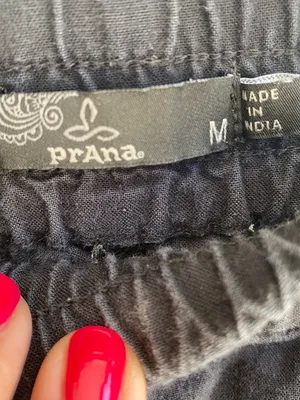 Prana black organic cotton embroidered mid rise shorts boho outdoorsy M thumbnail 5