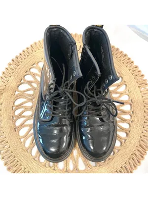 Dr Martens Junior 1460 Patent Leather Lace Up Boots Black 1460J W5 thumbnail 3