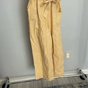 Copper Key Yellow White Striped Jumpsuit Womens Large Wide Leg Smocked Tie Waist thumbnail 3
