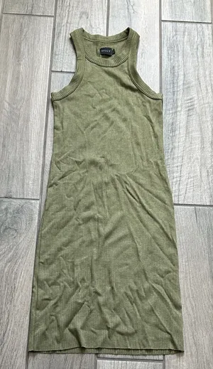 WSLY Sage Green Ribbed Midi Dress thumbnail 1