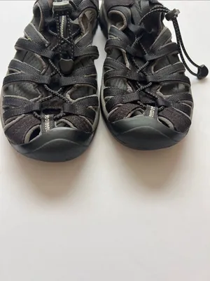 SOLD Keen Women’s Gray and Black Closed-Toe Hiking Water Sandals thumbnail 3