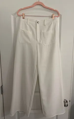 These Three Boutique White Jeans thumbnail 1