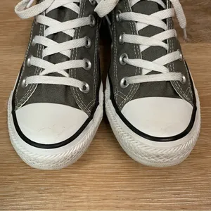 Converse All Star Chuck Taylor Gray Canvas Women’s Sneaker thumbnail 7