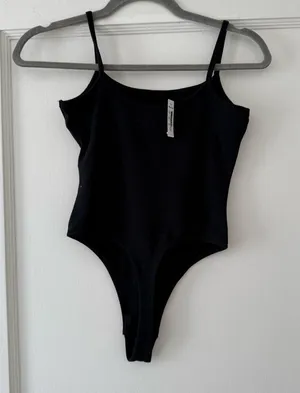 Madewell Tank Thong Bodysuit in Black Size XXS NWT thumbnail 8