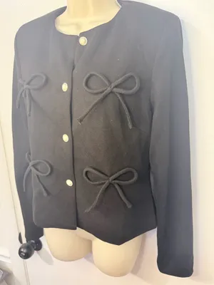 RIVIR Black Knit Jacket Size M Bow Detail Pearl Rhinestone Buttons Collarless thumbnail 6